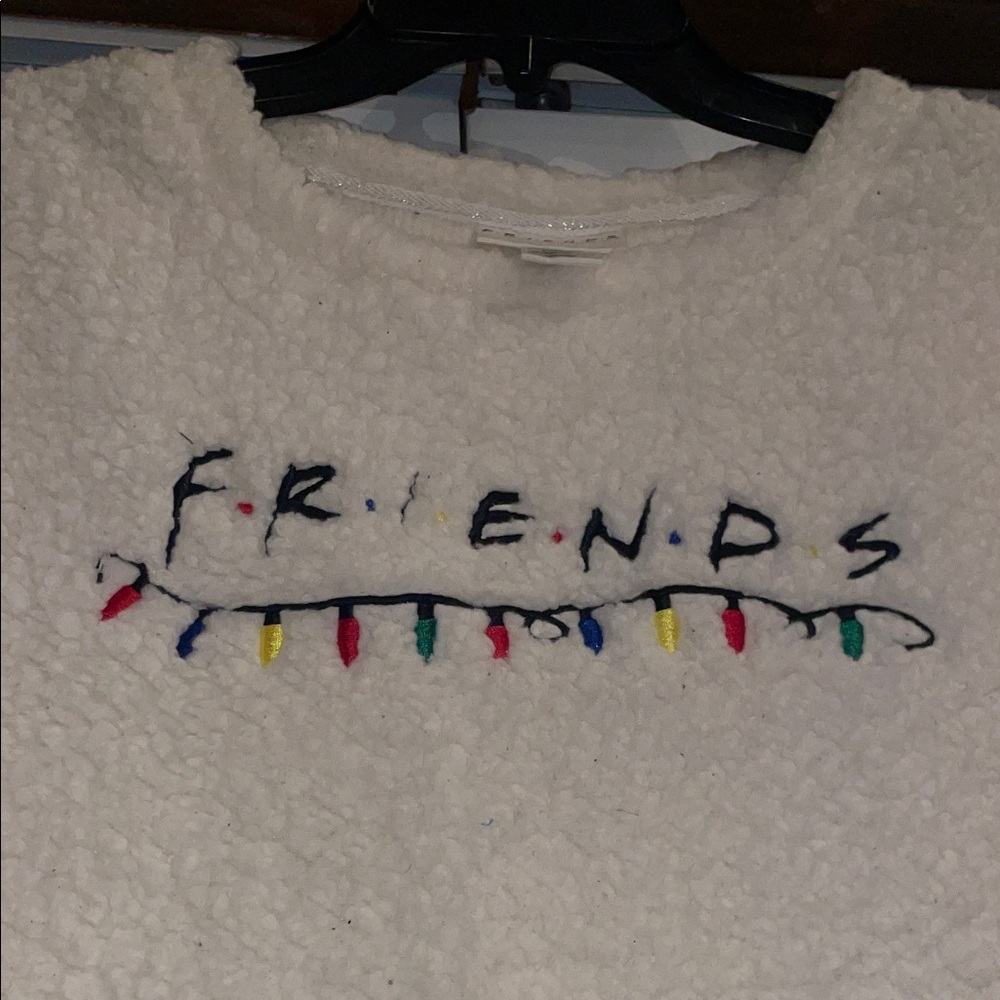 FRIENDS Winter White Sleepwear Top/Sweatshirt - Picture 3 of 5